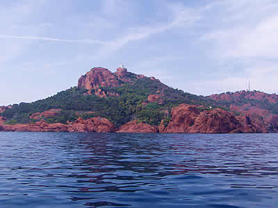 The red rocks of Agay